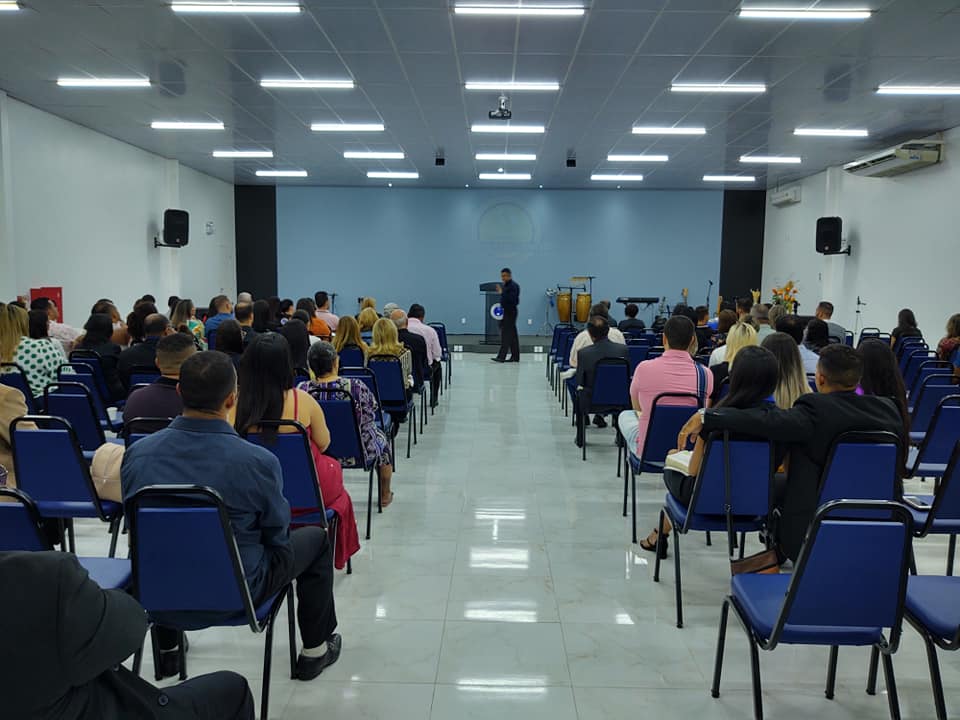 Interior da Igreja Glória de Cristo